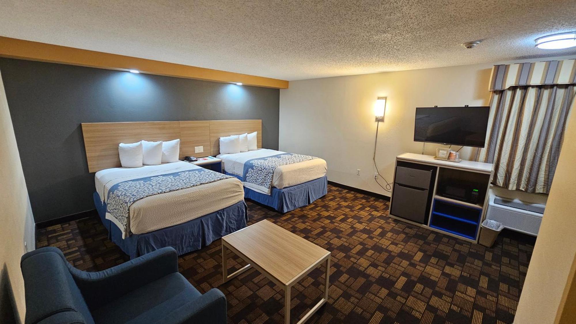 Econo Lodge Woodbridge Iselin Екстер'єр фото