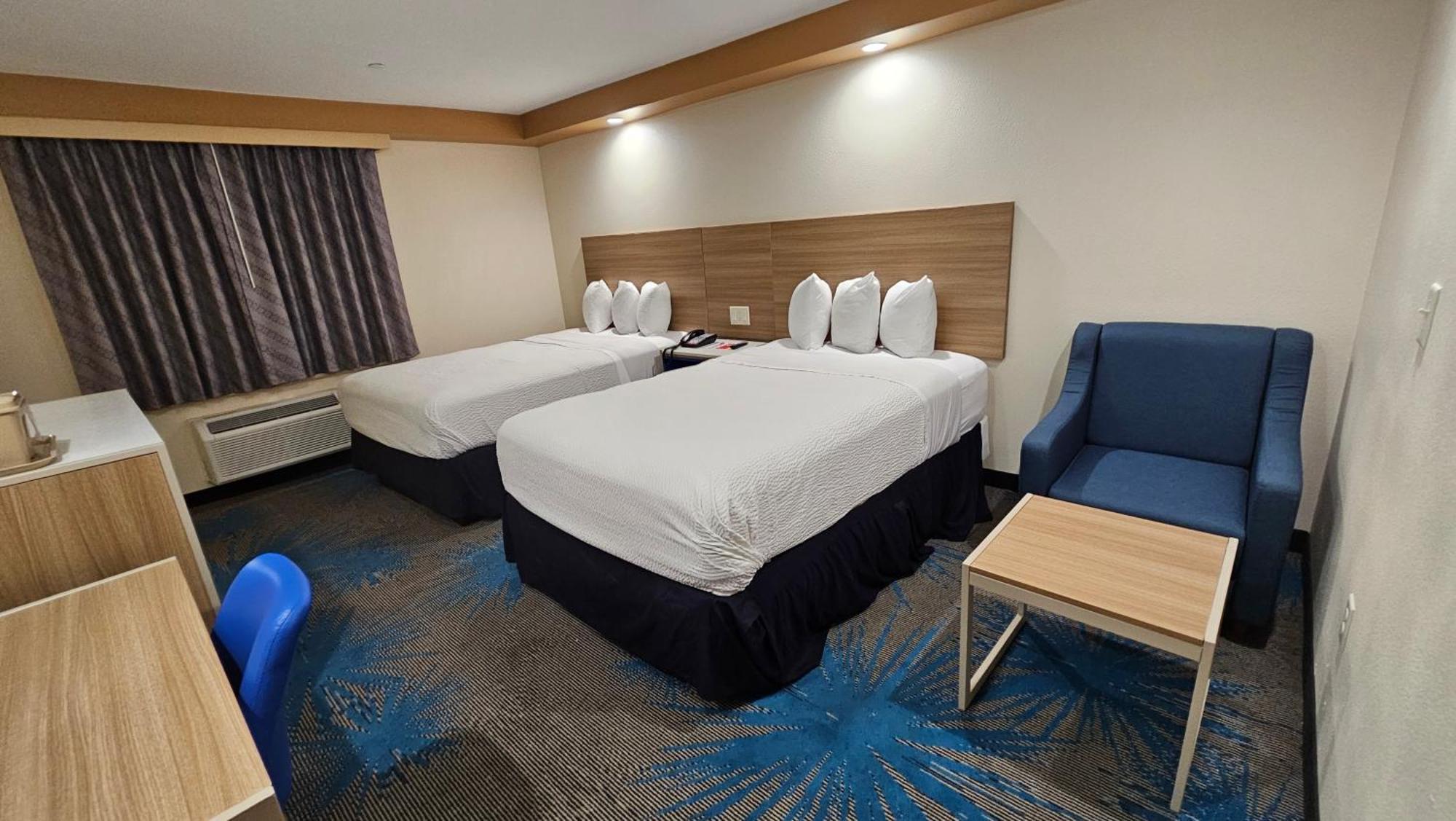 Econo Lodge Woodbridge Iselin Екстер'єр фото
